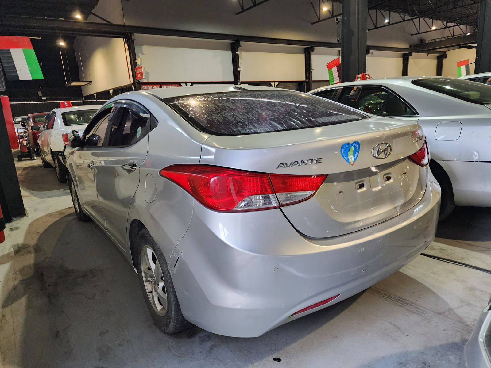 2012 HYUNDAI AVANTE — 268584 KM — Lot 318562 — Al Quoz - Marhaba Auctions Used Cars - Image 6