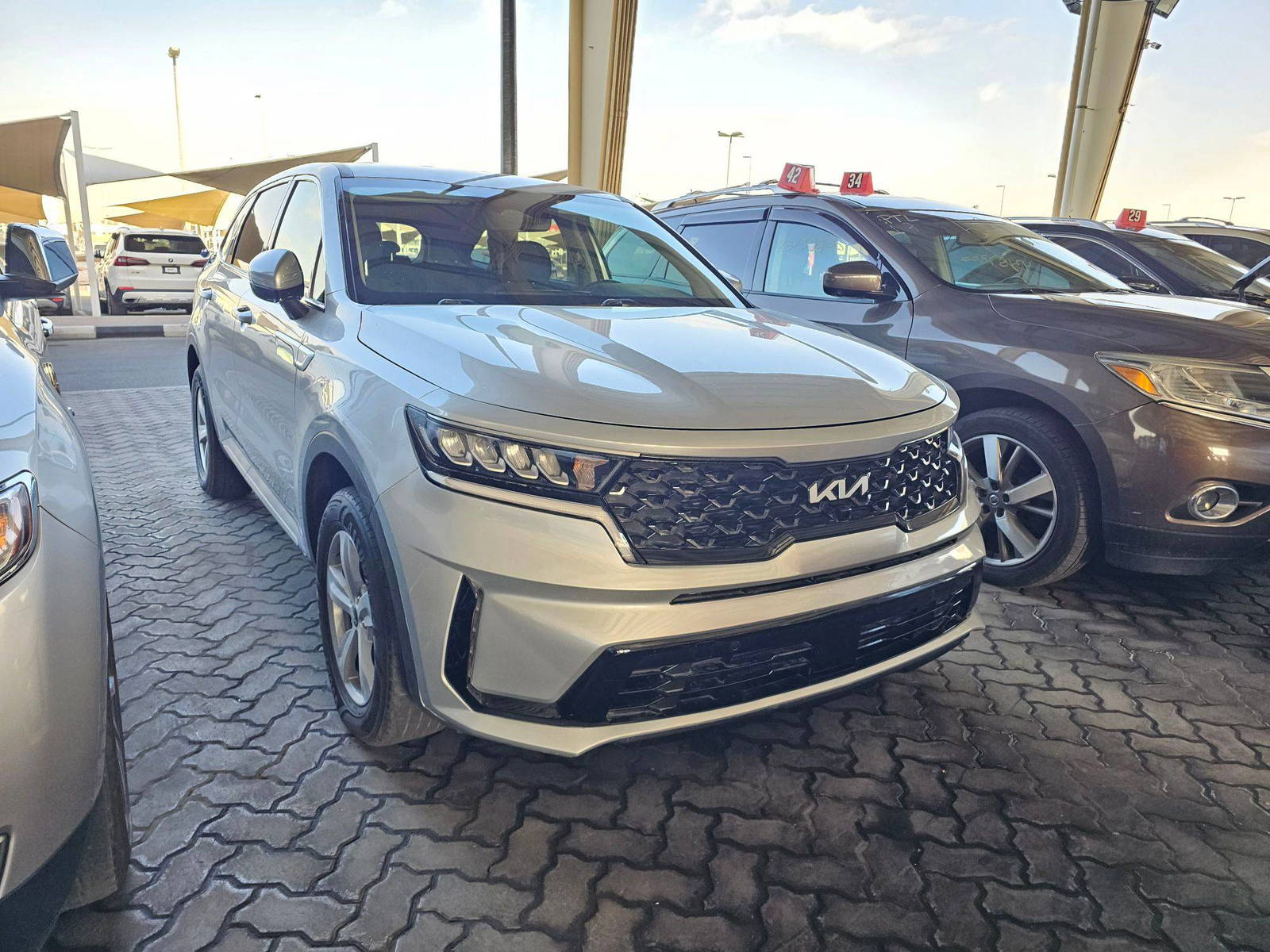 2022 KIA SORENTO — 61016 Miles — Lot NG113323 — Souq - Marhaba Auctions Used Cars - Image 4