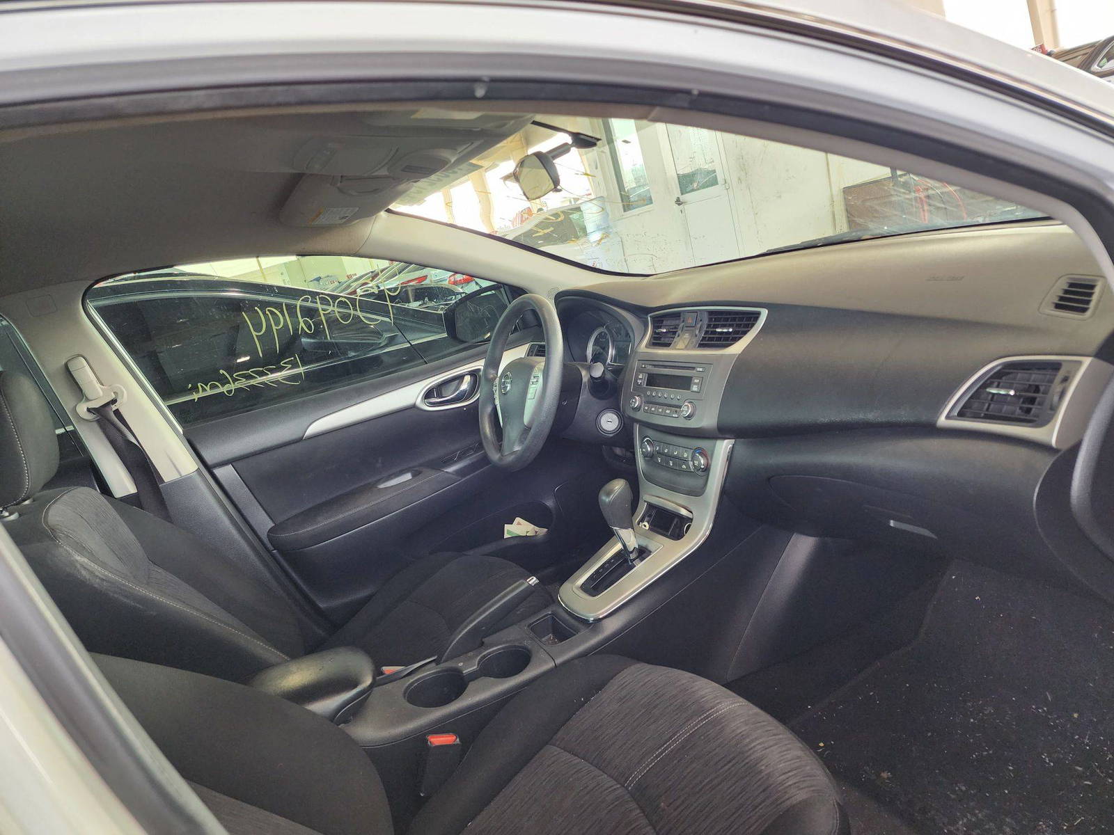 2014 NISSAN SENTRA — 133336 Miles — Lot 45092194 — Souq - Marhaba Auctions Used Cars - Image 4