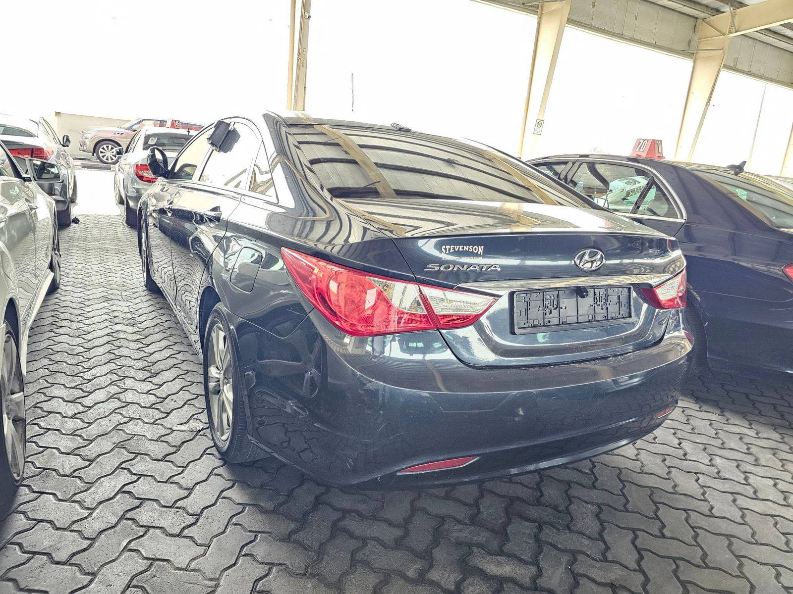 2011 HYUNDAI SONATA — 188724 Miles — Lot BH041778 — Souq - Marhaba Auctions Used Cars - Image 5