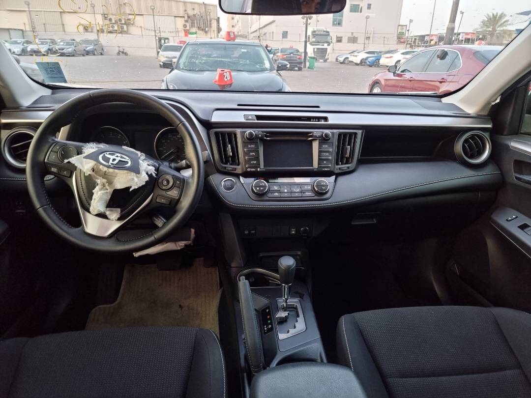 2018 TOYOTA RAV4 — 37043 Miles — Lot 40741683 — Souq - Marhaba Auctions Used Cars - Image 7