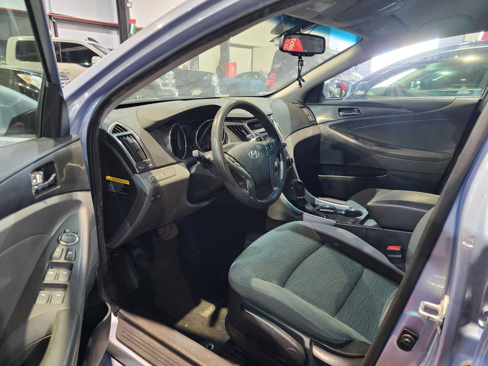 2013 HYUNDAI SONATA — 137510 Miles — Lot 099522 — Al Quoz - Marhaba Auctions Used Cars - Image 9