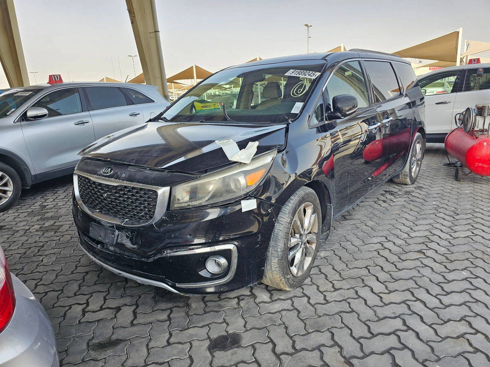2015 KIA SEDONA — 164034 Miles — Lot 6028602 — Souq - Marhaba Auctions Used Cars - Image 5