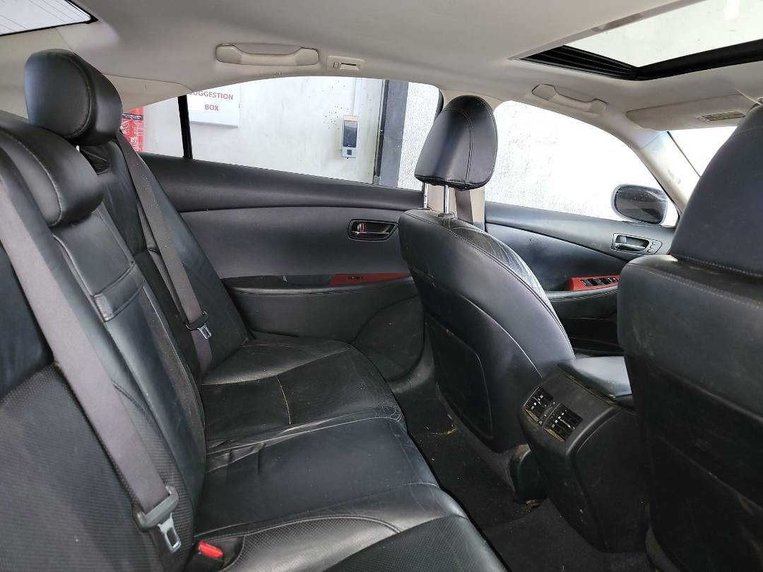 2009 LEXUS ES 350 — 216856 Miles — Lot 329958 - Marhaba Auctions Used Cars - Image 5