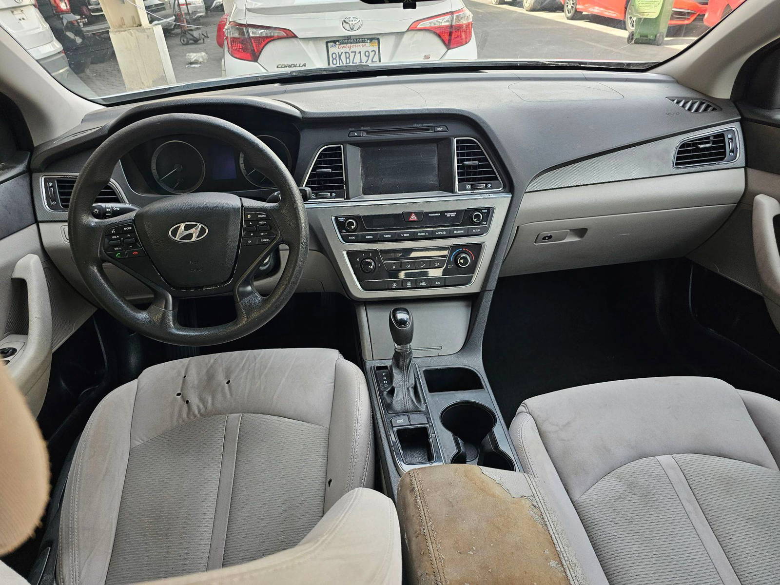 2016 HYUNDAI SONATA — 194118 Miles — Lot GH281690 — Souq - Marhaba Auctions Used Cars - Image 7
