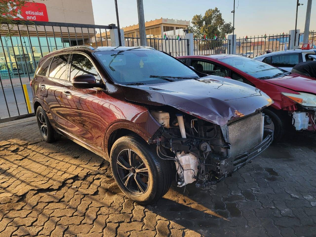 2017 KIA SORENTO — 140844 Miles — Lot G313717 — Souq - Marhaba Auctions Used Cars - Image 5