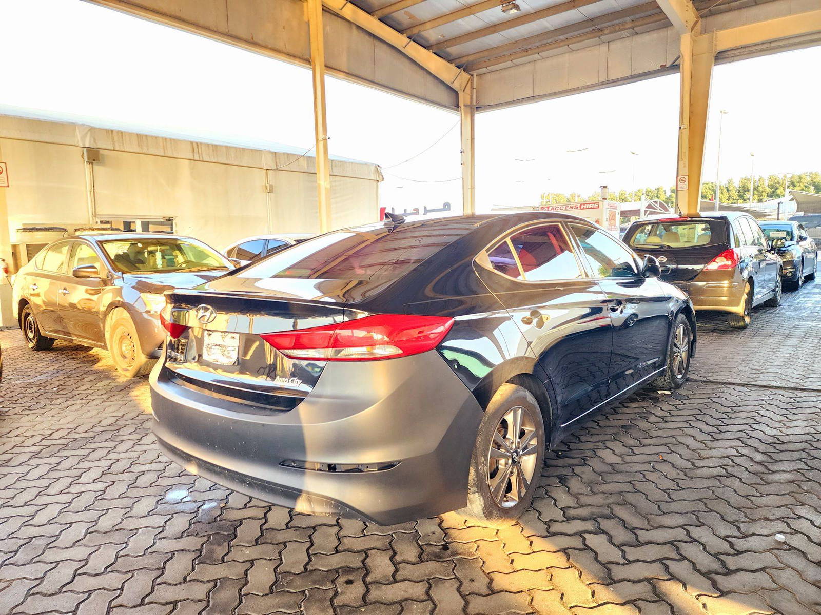 2017 HYUNDAI ELANTRA — 170175 Miles — Lot 40528932 — Souq - Marhaba Auctions Used Cars - Image 3