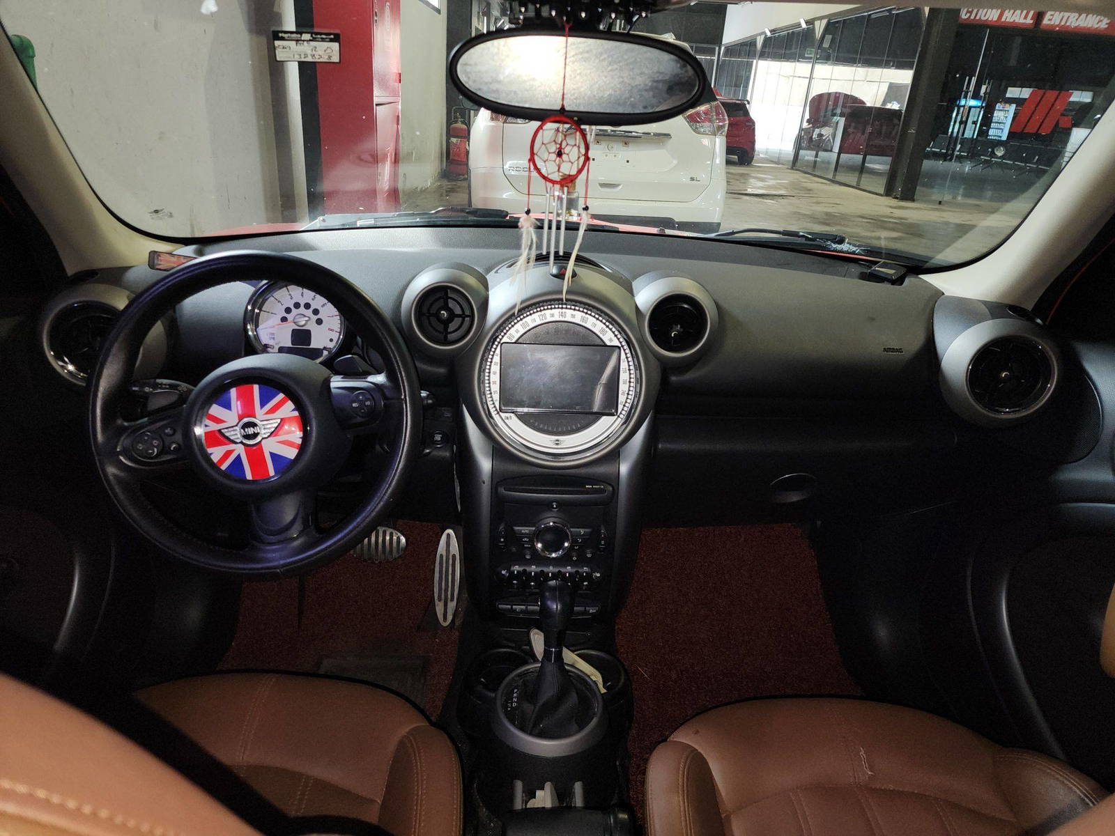 2011 MINI COOPER — 132828 KM — Lot 95228 — Al Quoz - Marhaba Auctions Used Cars - Image 8