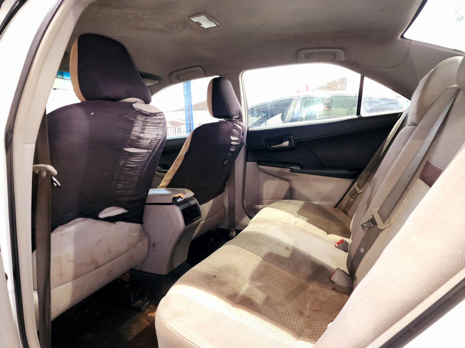 2012 TOYOTA CAMRY — 176385 Miles — Lot 570927 — Souq - Marhaba Auctions Used Cars - Image 6
