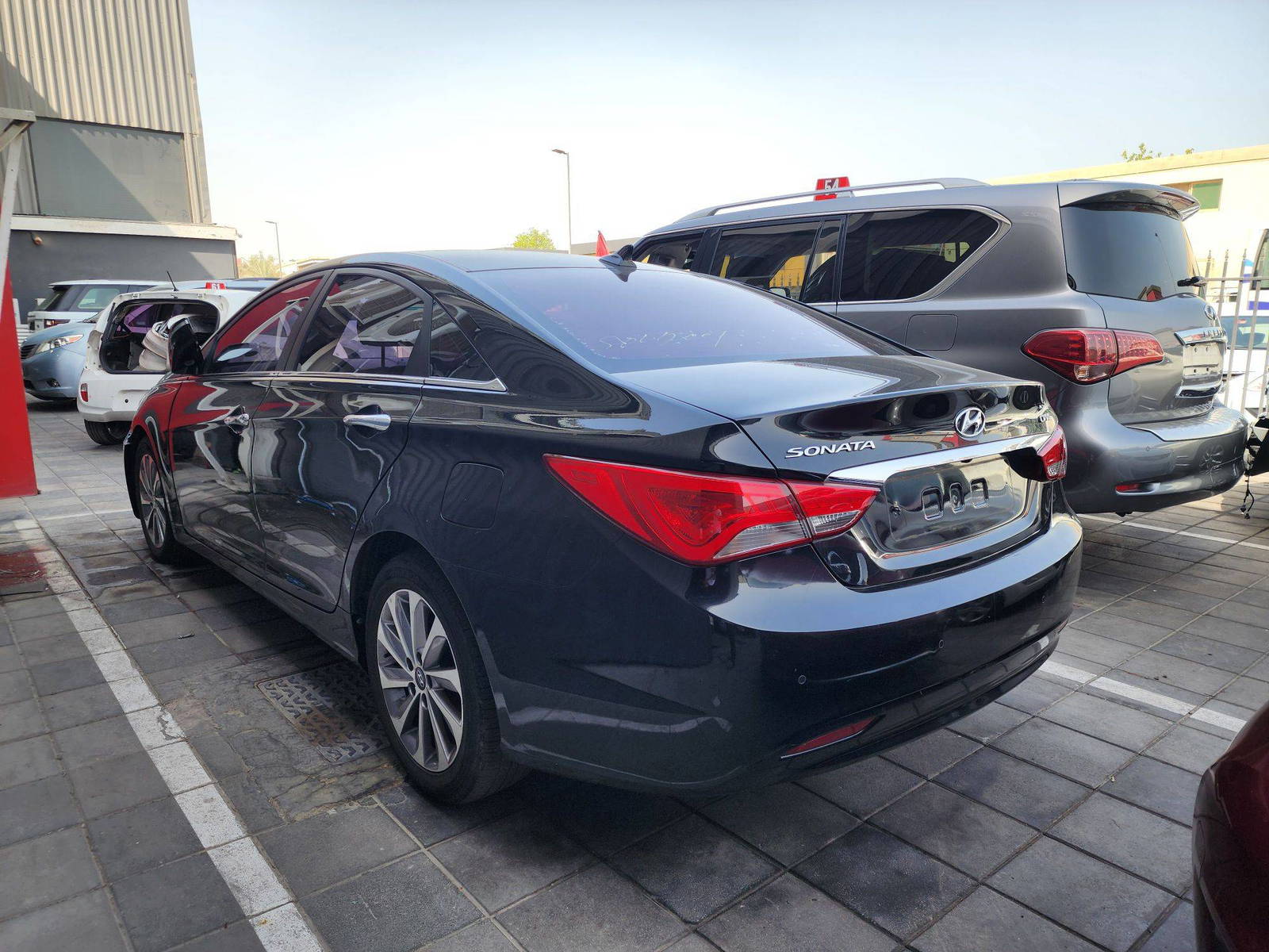 2013 HYUNDAI SONATA — 195589 KM — Lot 495916 — Al Quoz - Marhaba Auctions Used Cars - Image 6