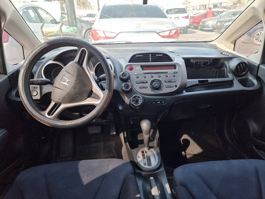 2014 HONDA JAZZ — 154129 KM — Lot 215487 — Ind. 12 - Marhaba Auctions Used Cars - Image 7