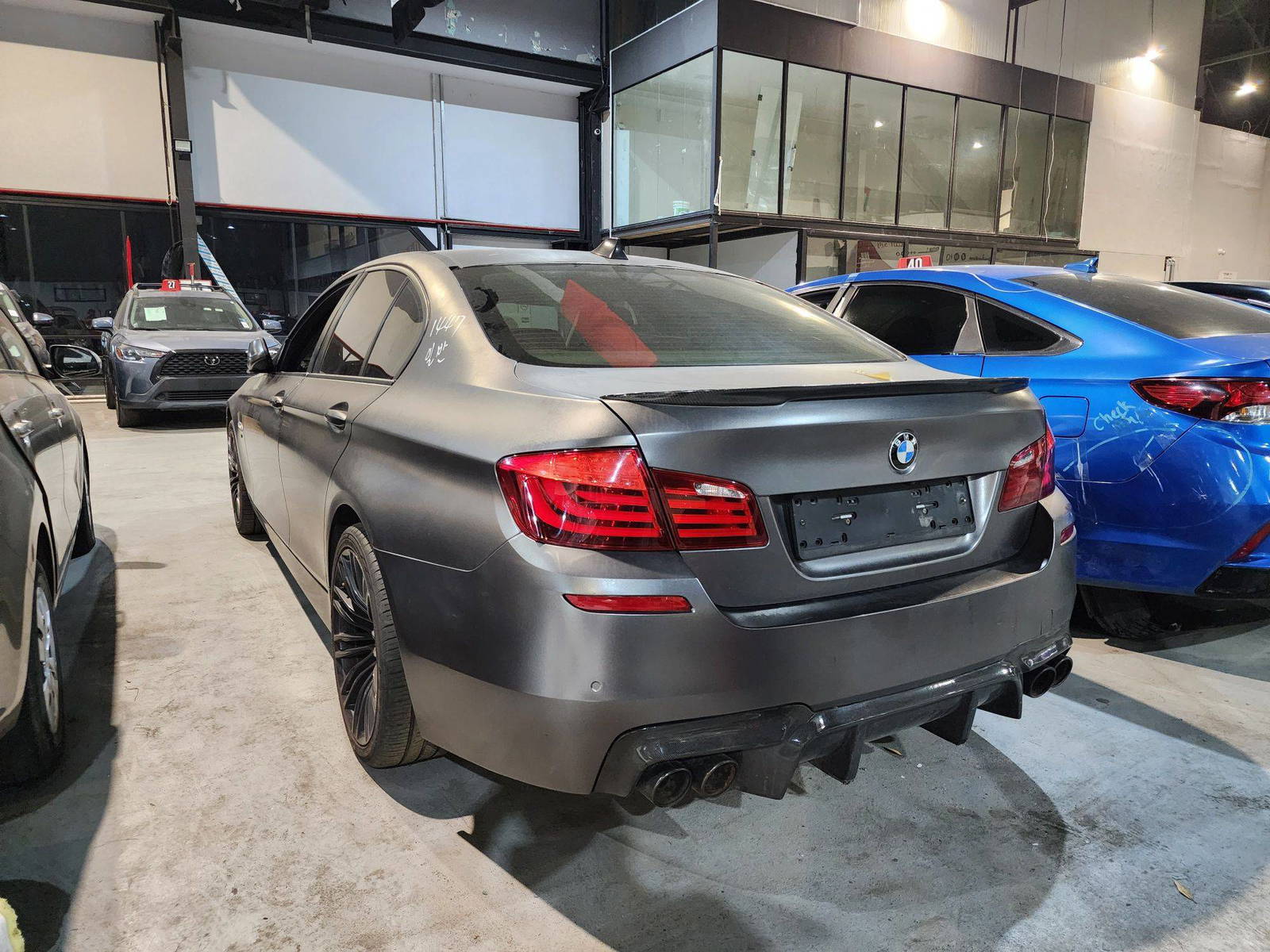 2010 BMW 528i — 240478 KM — Lot 567516 — Al Quoz - Marhaba Auctions Used Cars - Image 7