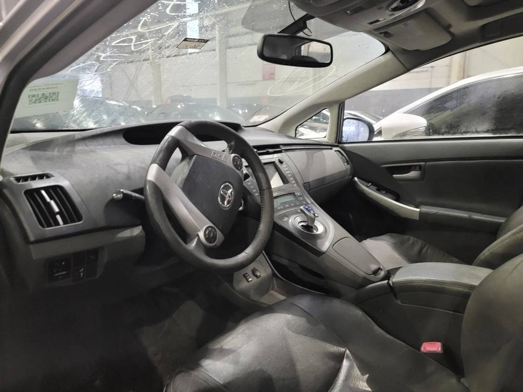2010 TOYOTA PRIUS — 193284 Miles — Lot 084520 — Main - Marhaba Auctions Used Cars - Image 6