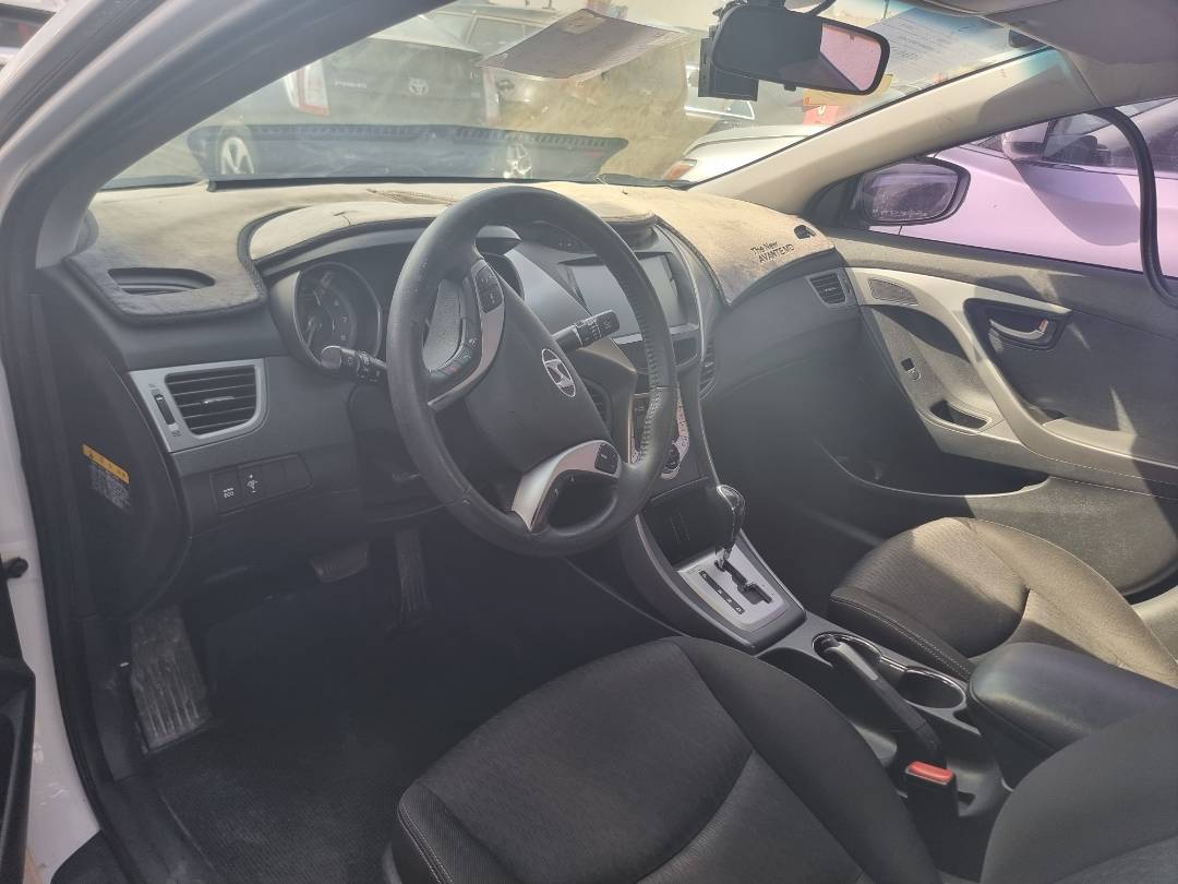 HYUNDAI AVANTE 2012 - Marhaba Auction Used Cars - Image 7