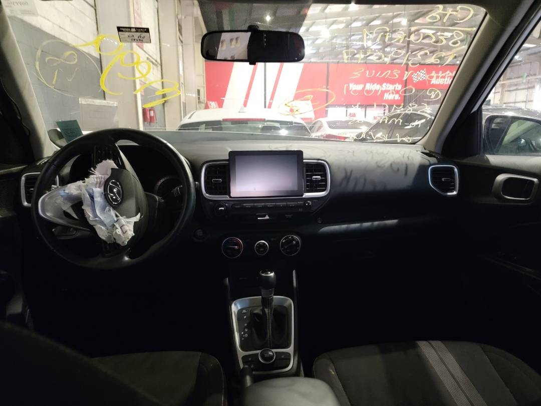 2020 HYUNDAI VENUE DENIM — 58456 KM — Lot LU024031 — Main - Marhaba Auctions Used Cars - Image 9