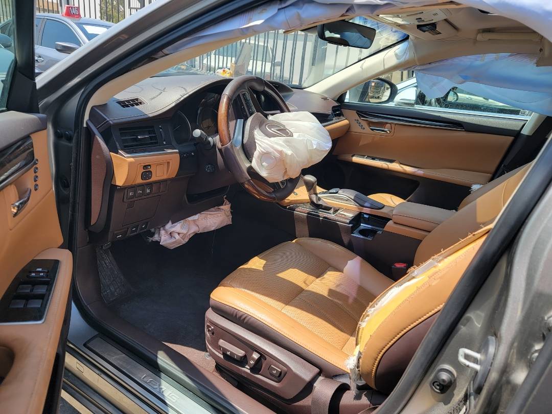 2016 LEXUS ES 350 — 109343 Miles — Lot U008511 — Main - Marhaba Auctions Used Cars - Image 8