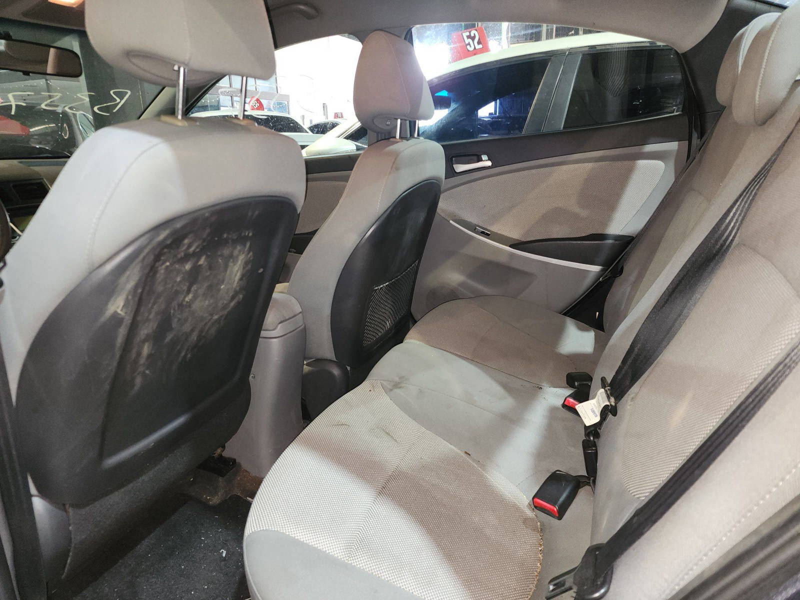 2013 HYUNDAI ACCENT — 121097 KM — Lot 363529 — Al Quoz - Marhaba Auctions Used Cars - Image 7