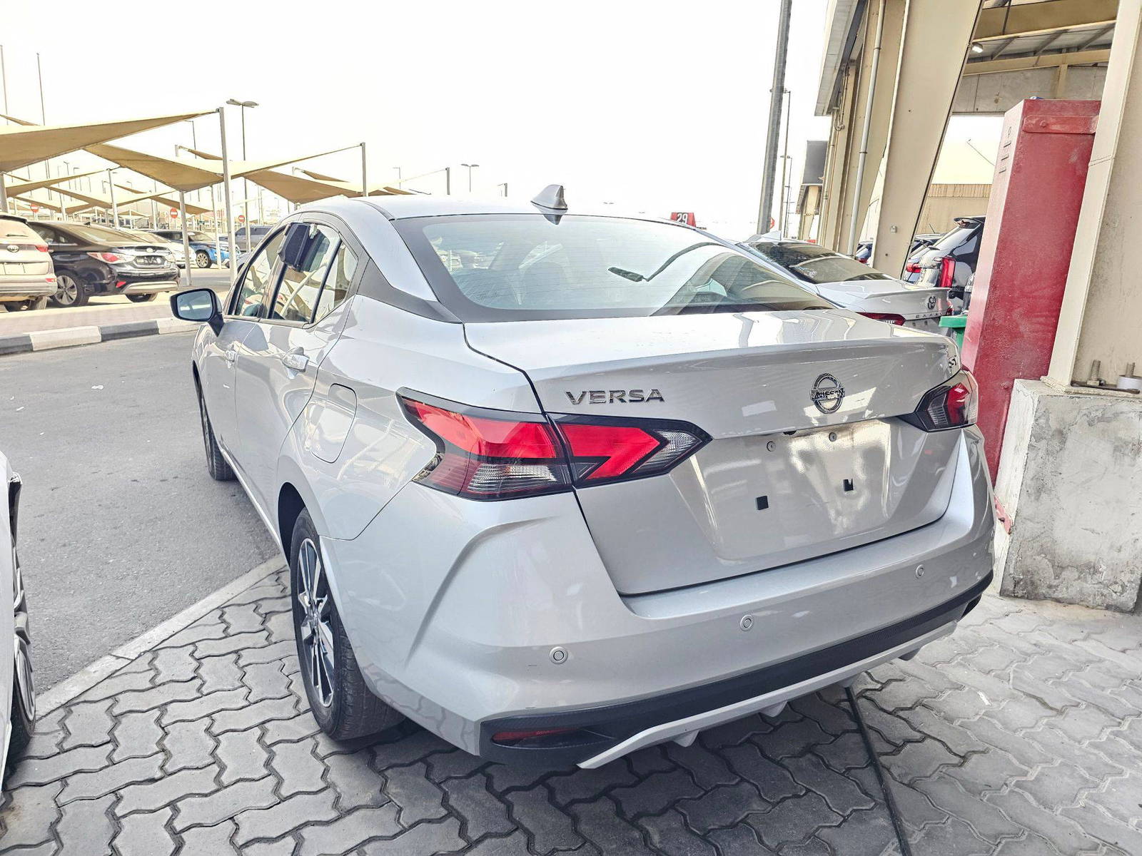 2021 NISSAN VERSA — 126447 Miles — Lot EV3ML828668 — Souq - Marhaba Auctions Used Cars - Image 5