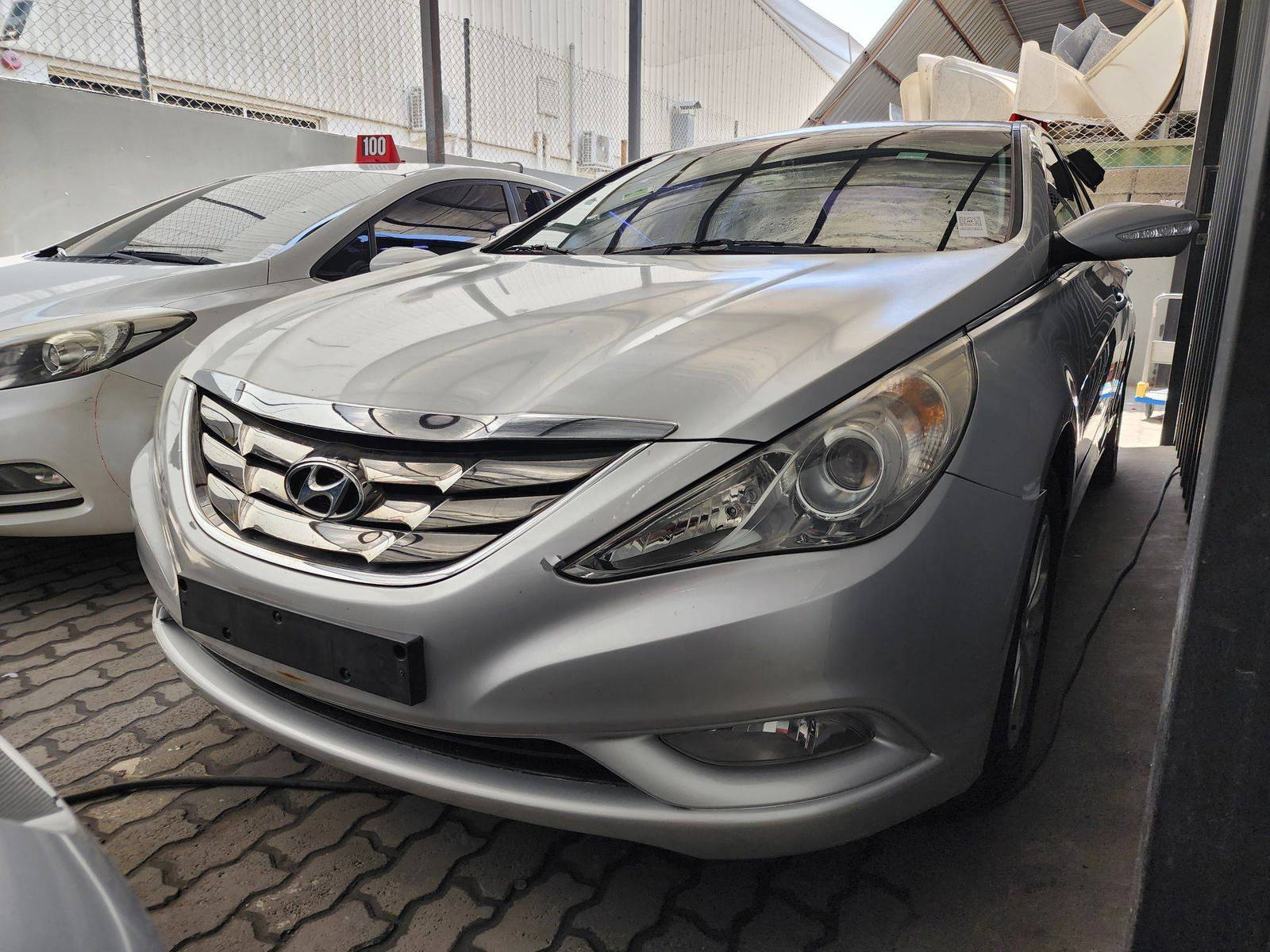 2010 HYUNDAI SONATA — 108530 KM — Lot 69658 — Main - Marhaba Auctions Used Cars - Image 6