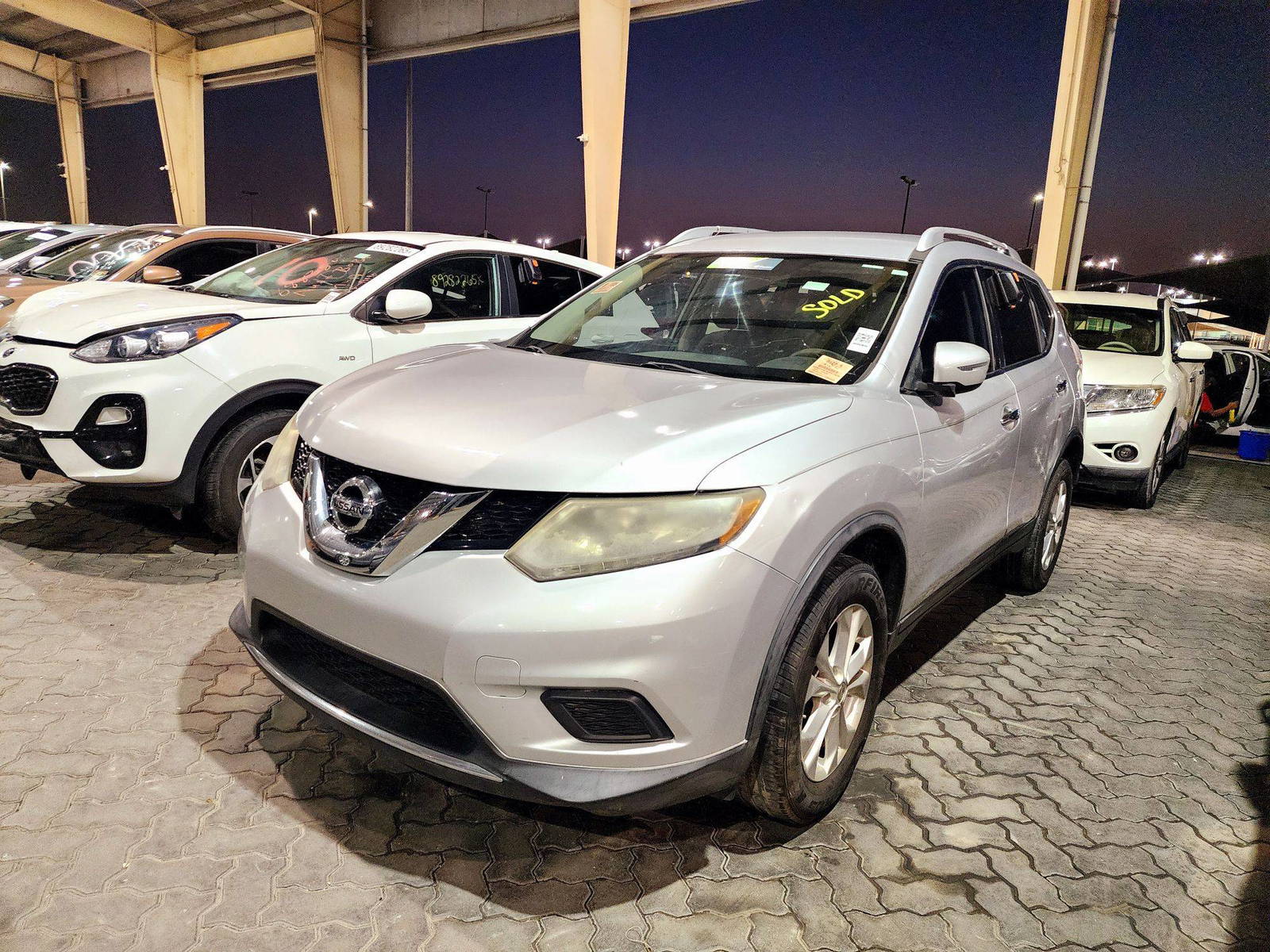 2016 NISSAN ROGUE — 161314 Miles — Lot 915229 — Souq - Marhaba Auctions Used Cars - Image 5