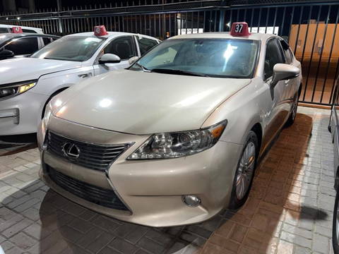 2013 LEXUS ES 350 at Marhaba Auctions