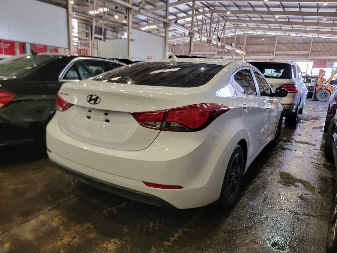 2015 HYUNDAI ELANTRA — 190098 Miles — Lot E4FH635181 — Main - Marhaba Auctions Used Cars - Image 4
