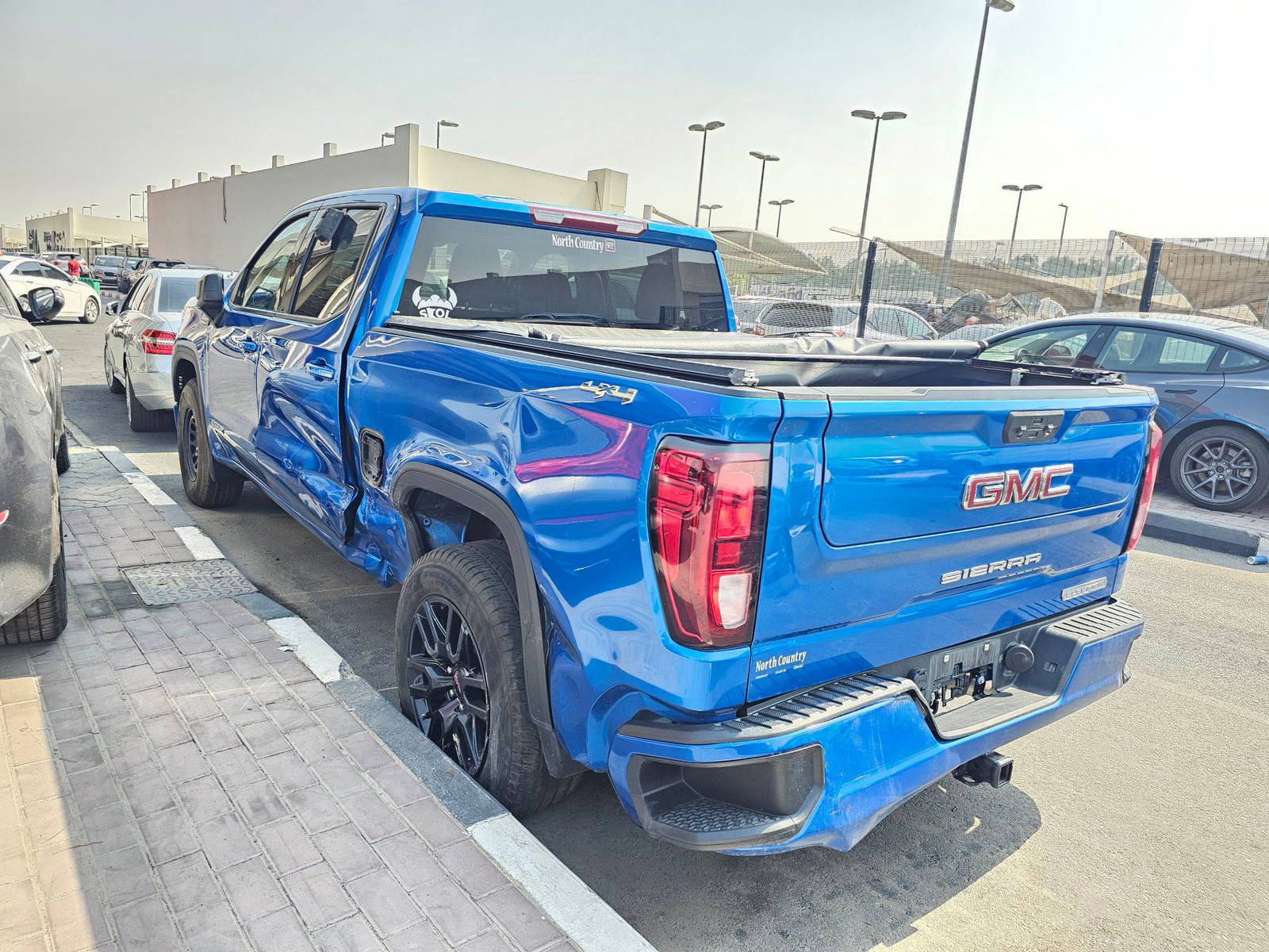 2022 GMC SIERRA — 85140 Miles — Lot 9NG550948 — Souq - Marhaba Auctions Used Cars - Image 4