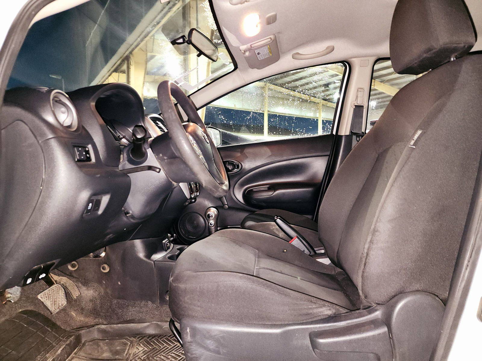 2018 NISSAN VERSA NOTE — 139758 Miles — Lot 1JL370058 — Souq - Marhaba Auctions Used Cars - Image 8