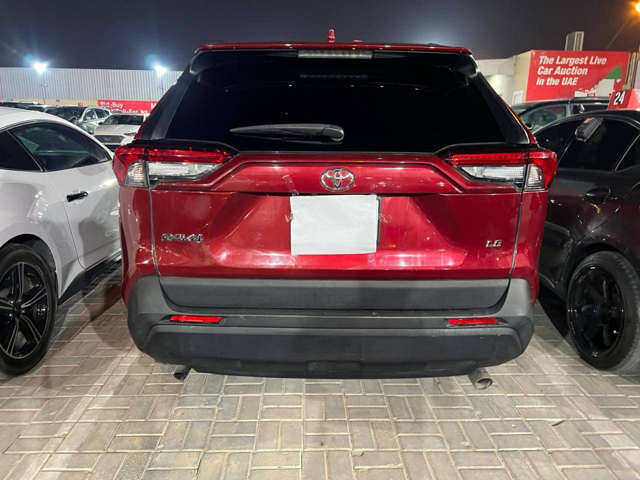 2019 TOYOTA RAV4 — Lot KW045256 - Marhaba Auctions Used Cars - Image 11
