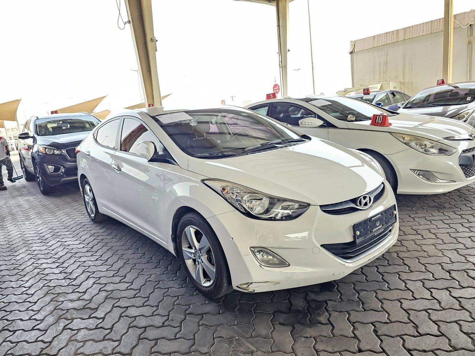 2012 HYUNDAI AVANTE — 132482 KM — Lot 596551 — Souq - Marhaba Auctions Used Cars - Image 3