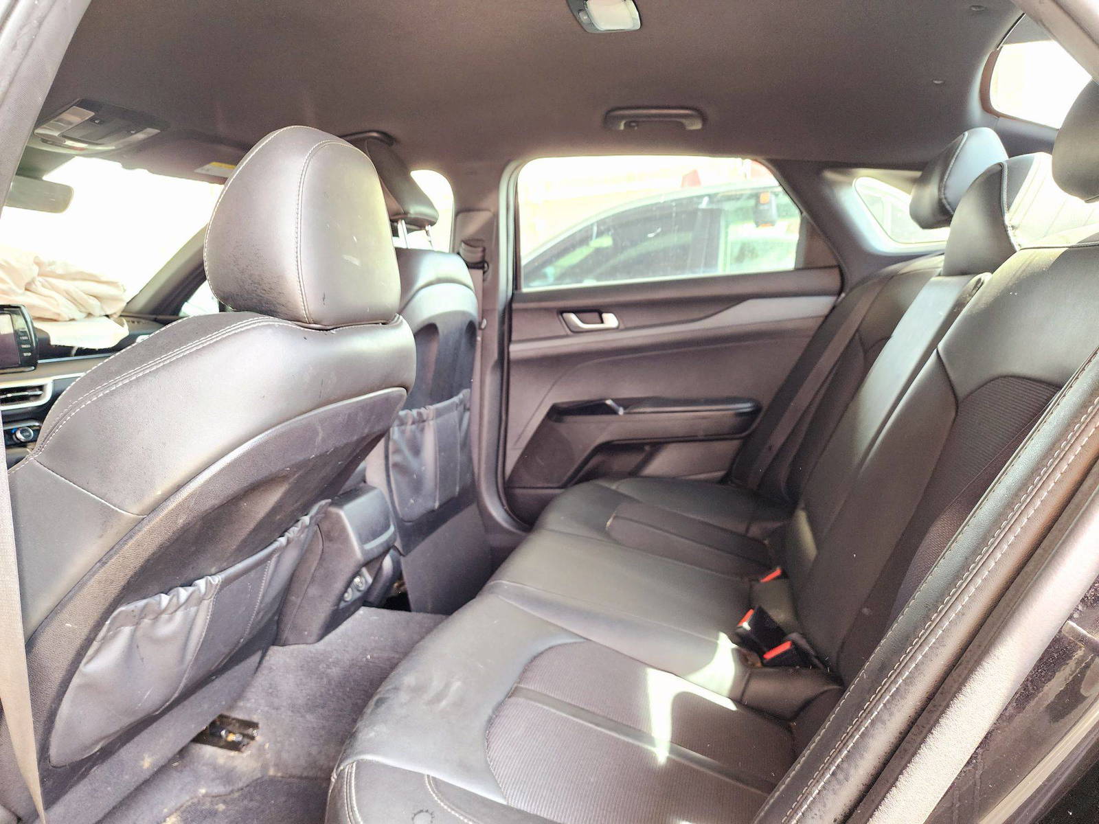 2022 KIA K5 — 57430 Miles — Lot 65711274 — Souq - Marhaba Auctions Used Cars - Image 6
