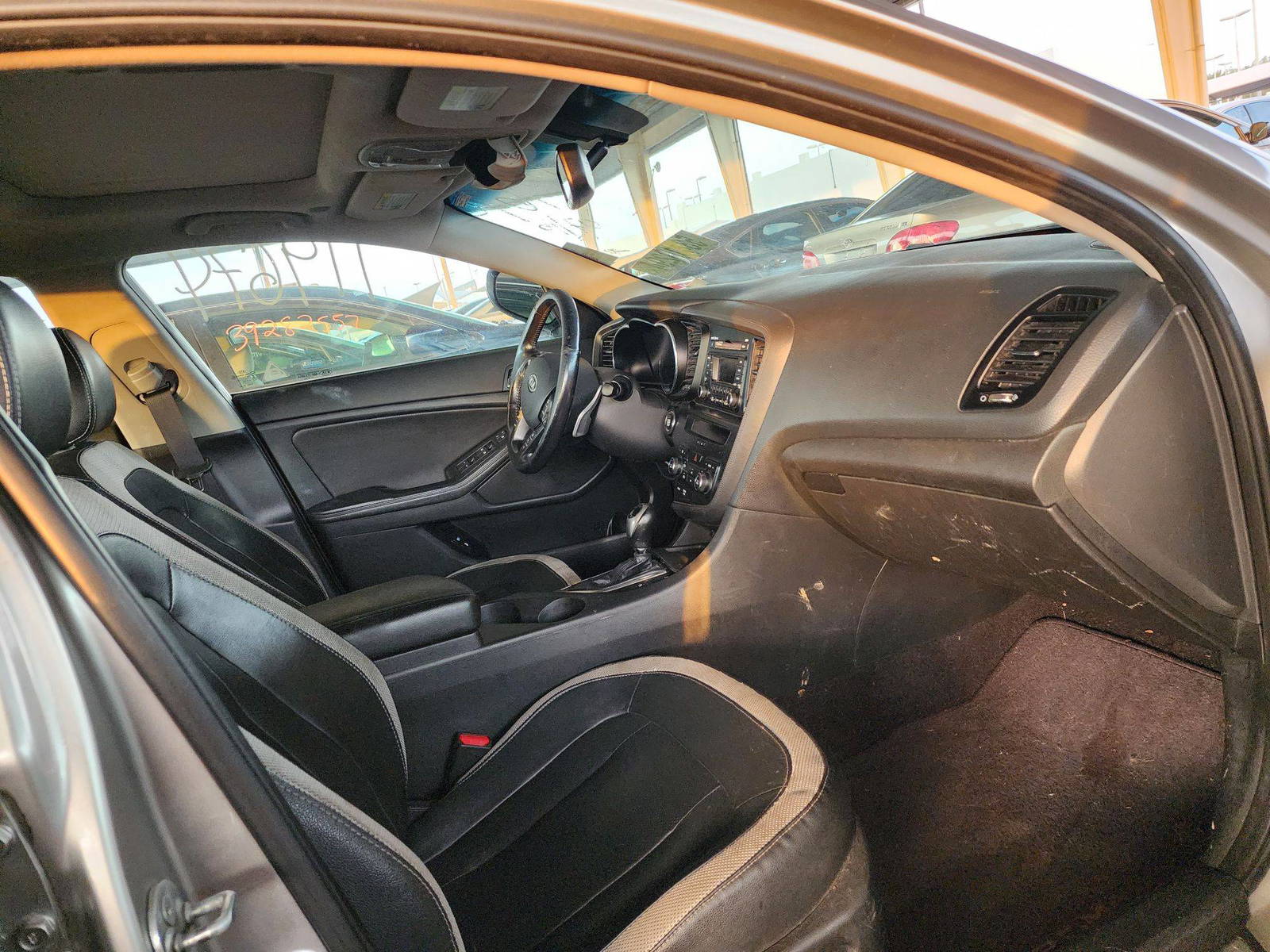 2011 KIA OPTIMA — 255955 Miles — Lot 53410294 — Souq - Marhaba Auctions Used Cars - Image 9