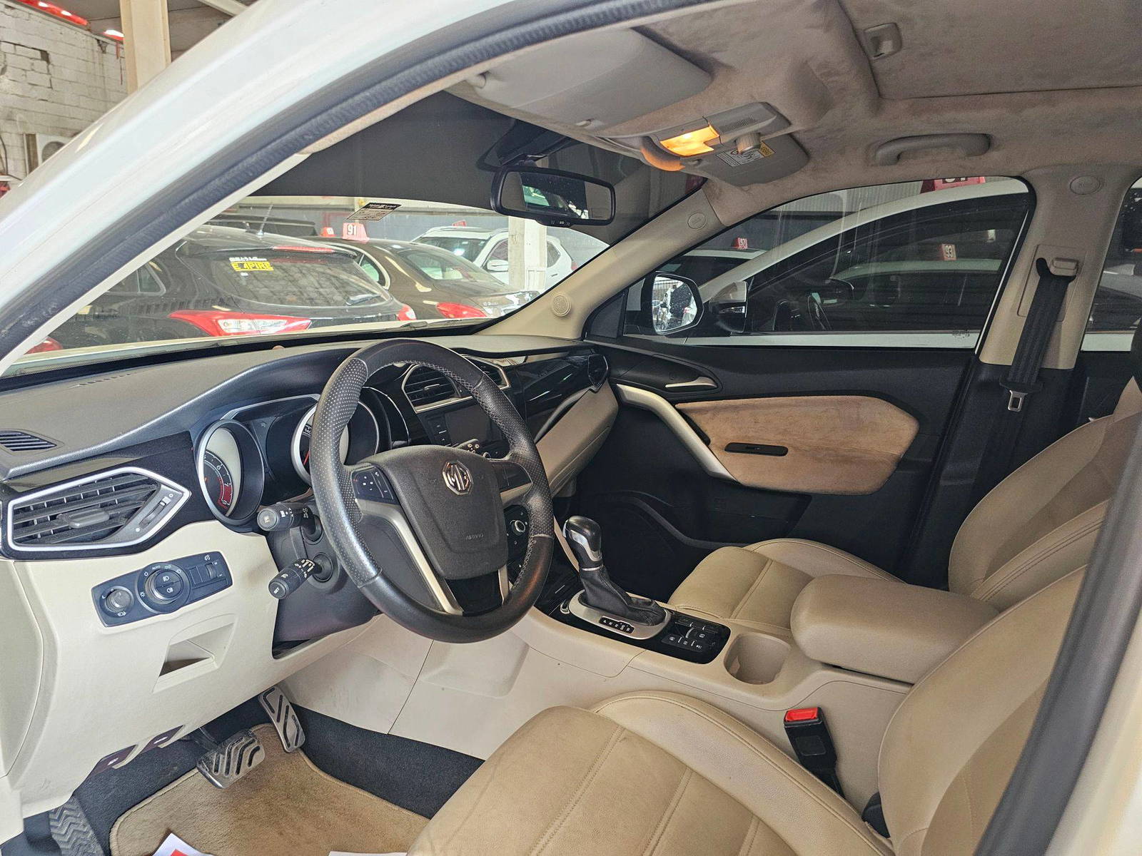 MG GS 2016 - Marhaba Auction Used Cars - Image 8