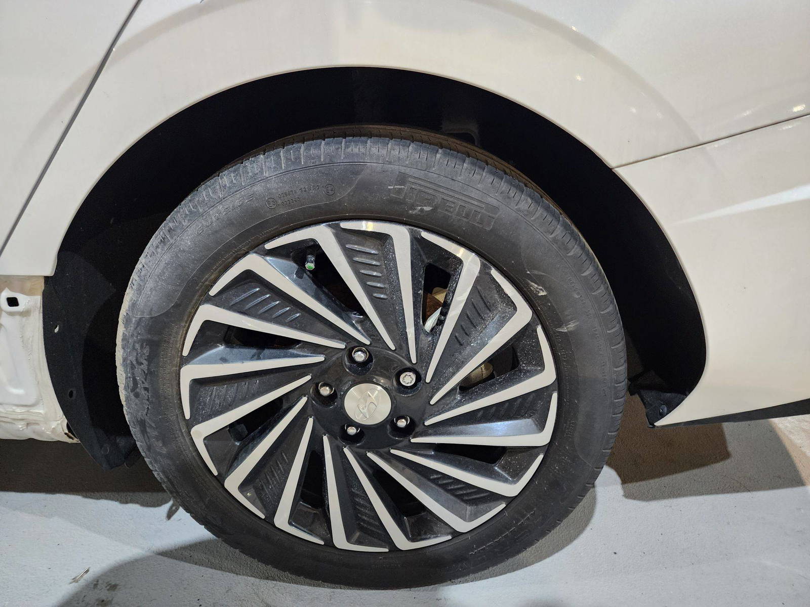 2021 HYUNDAI SONATA — 42857 Miles — Lot 23609 — Al Quoz - Marhaba Auctions Used Cars - Image 11