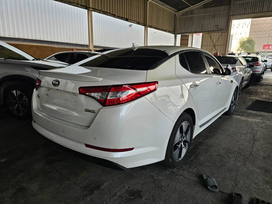 2013 KIA K5 — 82336 KM — Lot 016567 — Main - Marhaba Auctions Used Cars - Image 3