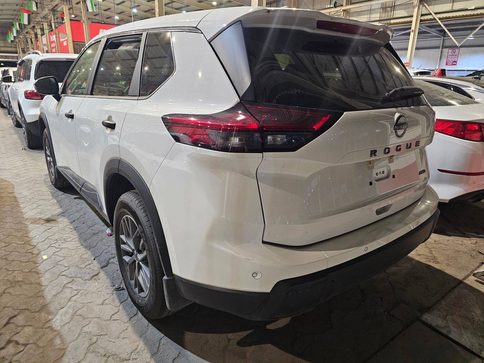 2025 NISSAN ROGUE — 6415 KM — Lot 21480 — Main - Marhaba Auctions Used Cars - Image 3