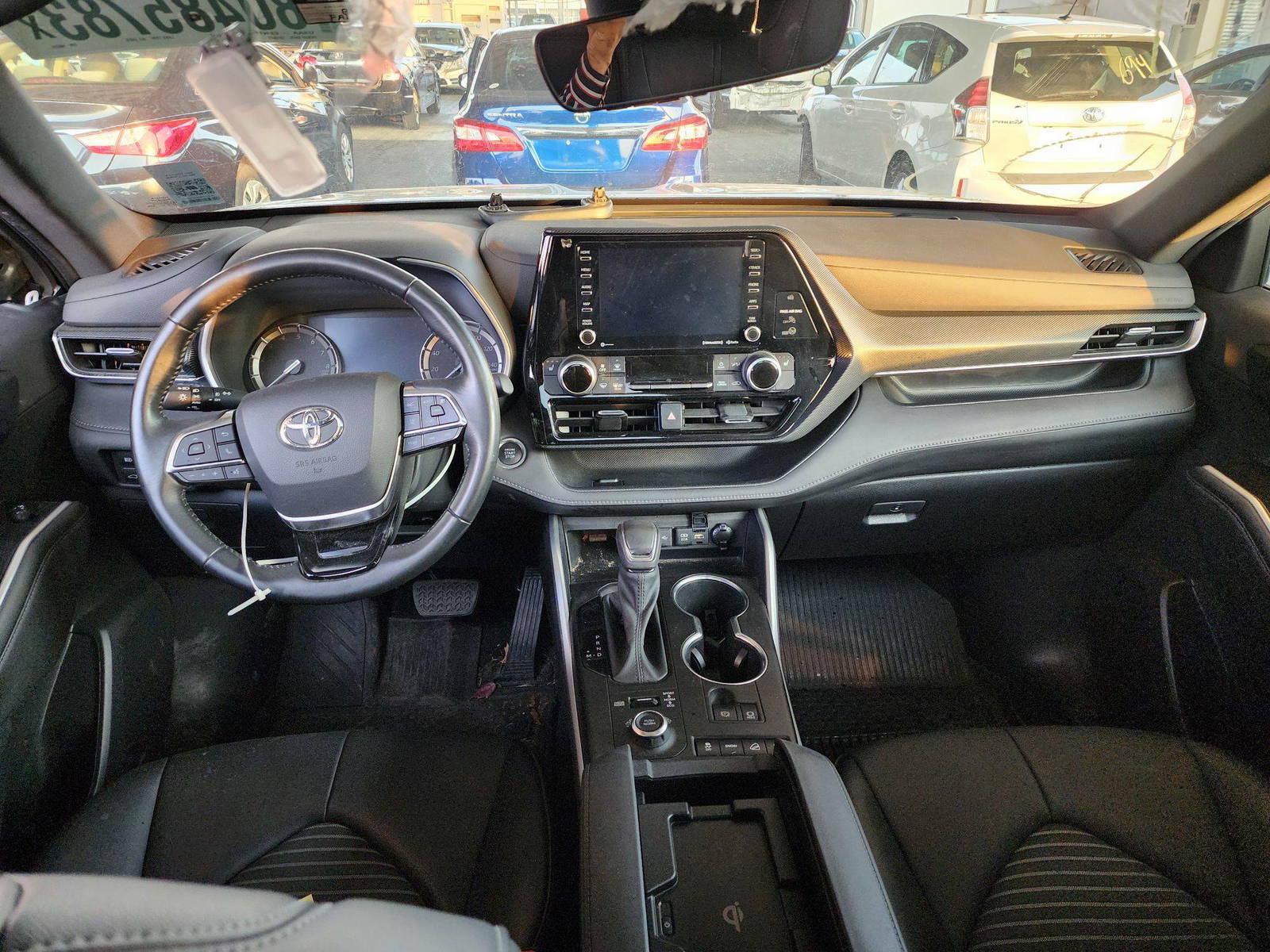2021 TOYOTA HIGHLANDER — 27149 Miles — Lot 80485783 — Souq - Marhaba Auctions Used Cars - Image 7