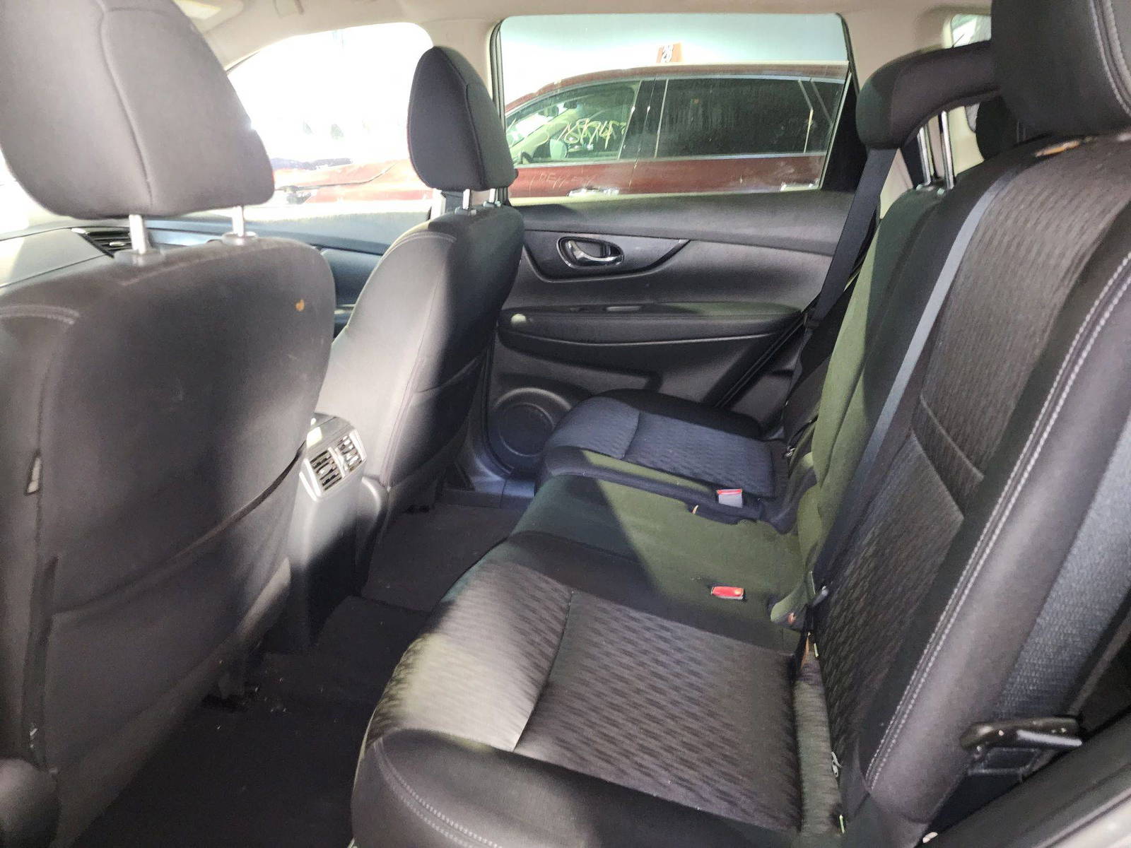 2020 NISSAN ROGUE — 80887 Miles — Lot 51940734 — Al Quoz - Marhaba Auctions Used Cars - Image 6