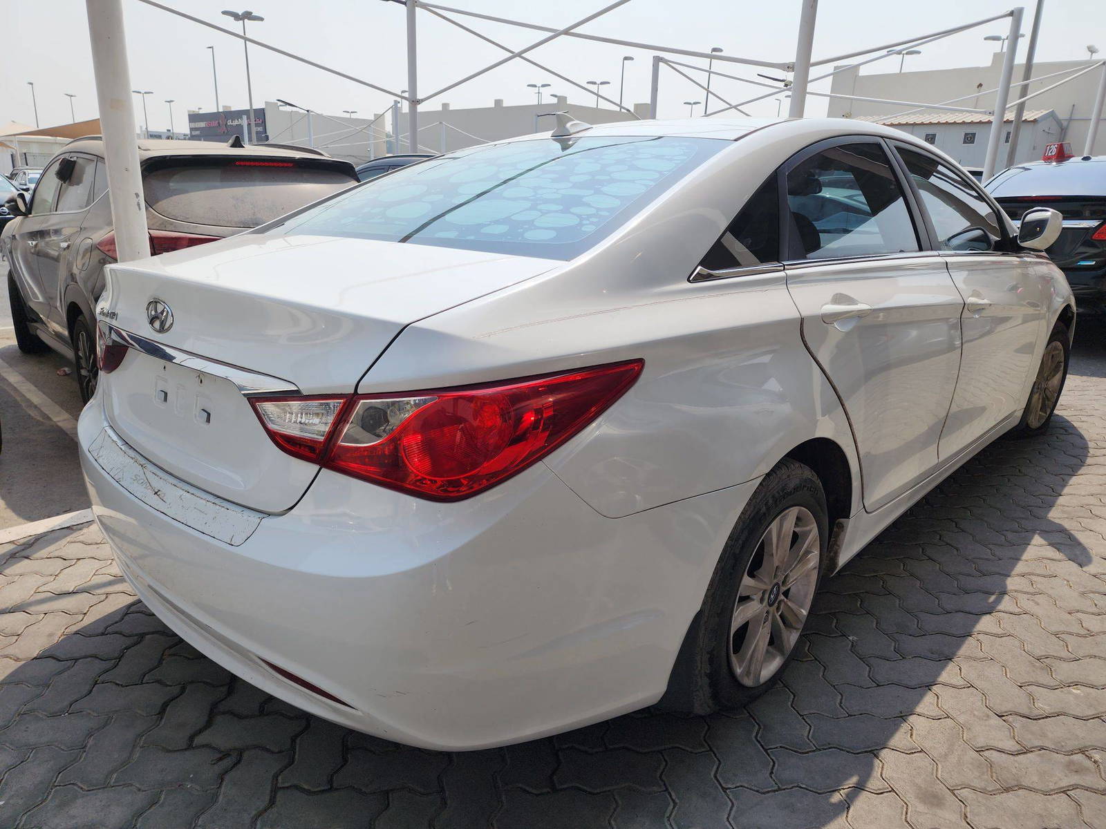 2013 HYUNDAI SONATA — 237922 Miles — Lot 78147 — Souq - Marhaba Auctions Used Cars - Image 3