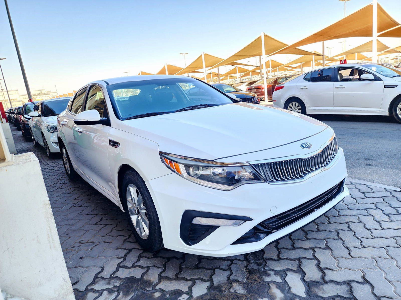 2018 KIA OPTIMA — 90201 Miles — Lot 9JG220949 — Souq - Marhaba Auctions Used Cars - Image 4