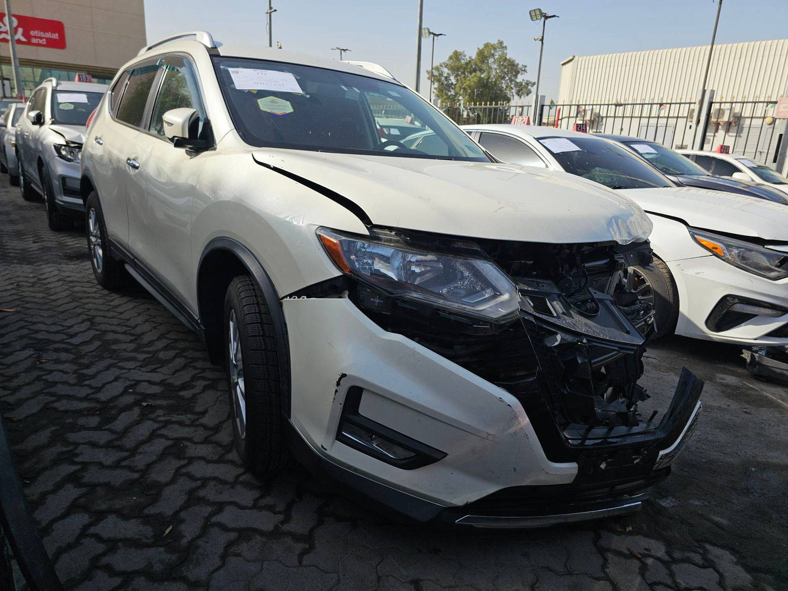2017 NISSAN ROGUE — 116657 Miles — Lot 96013975 — Main - Marhaba Auctions Used Cars - Image 4