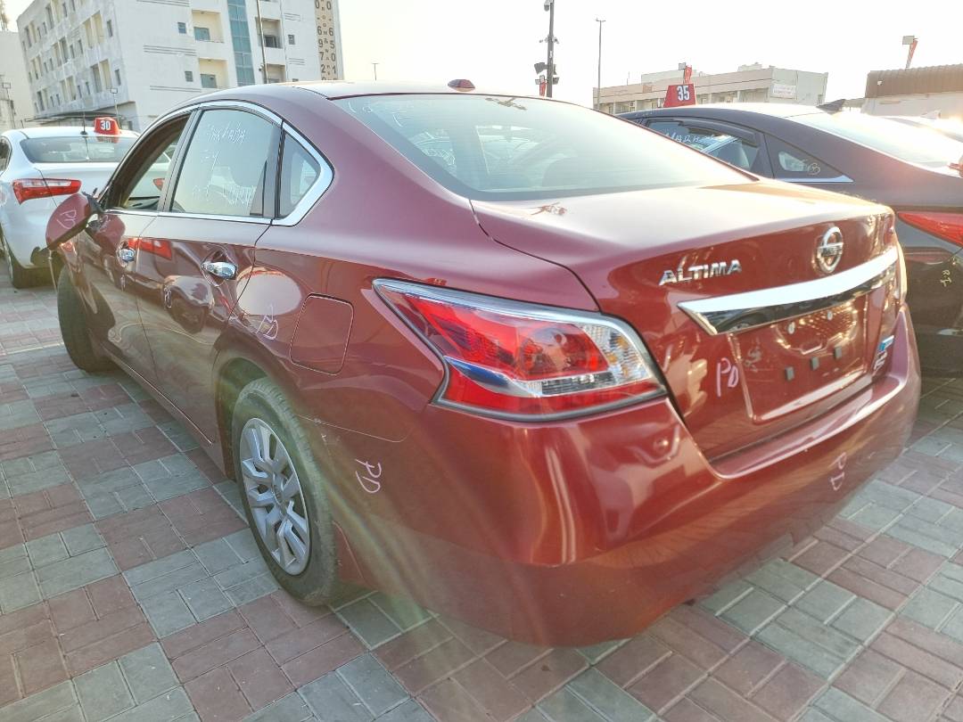 2014 NISSAN ALTIMA — 154008 Miles — Lot 38505103 — Main - Marhaba Auctions Used Cars - Image 4