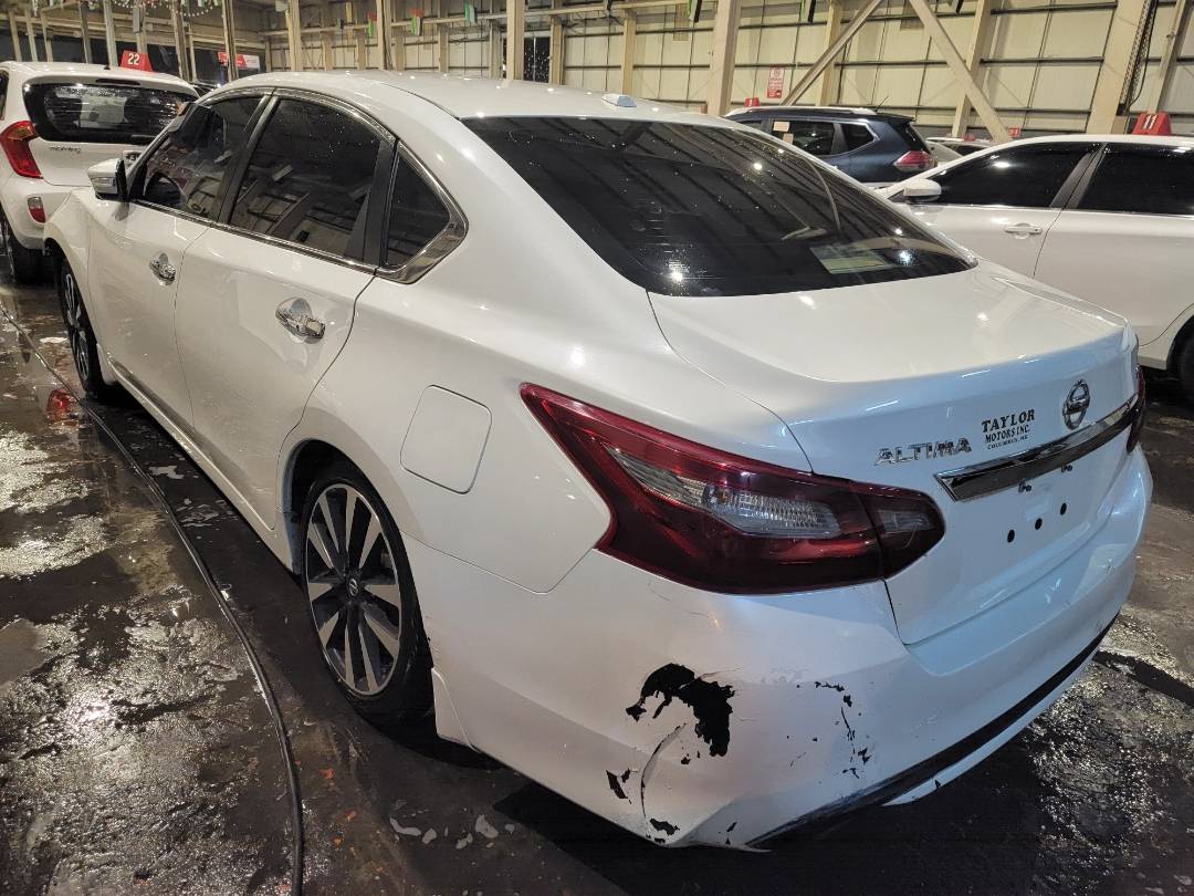 2018 NISSAN ALTIMA — 209241 Miles — Lot C209041 — Main - Marhaba Auctions Used Cars - Image 4