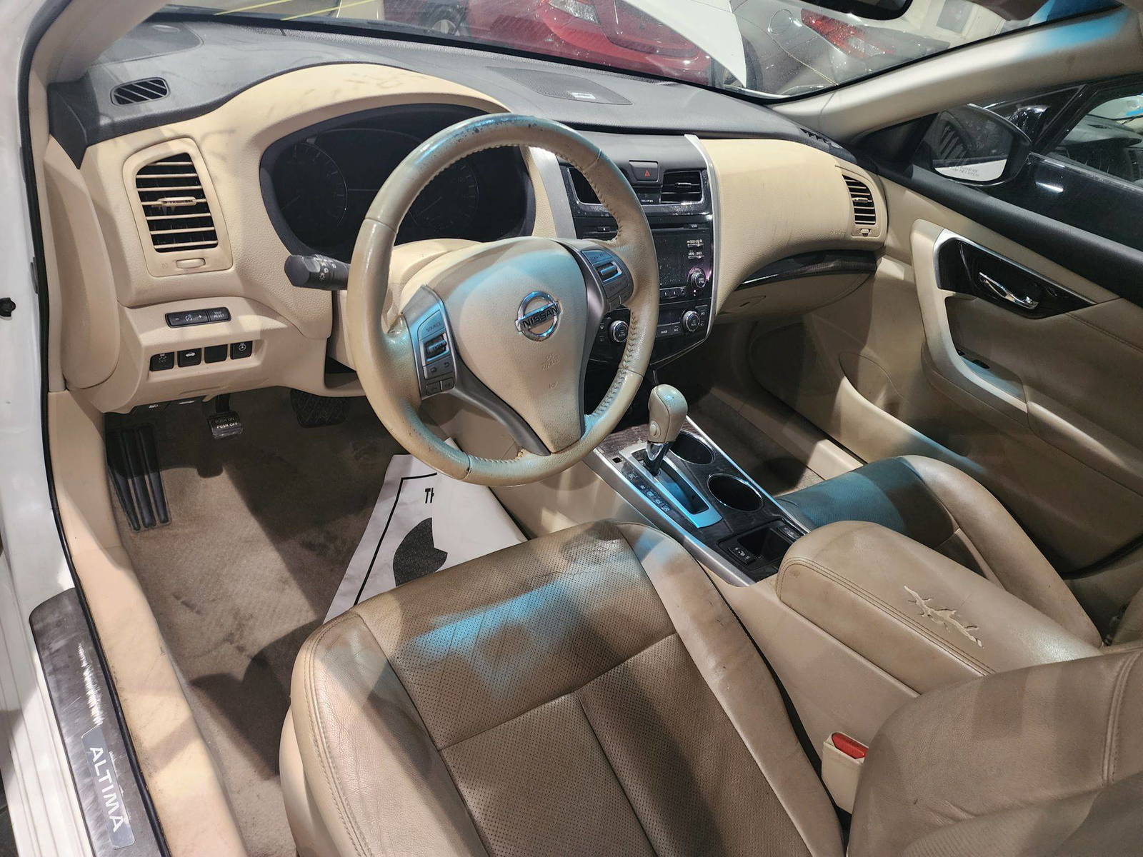 2013 NISSAN ALTIMA — 184389 Miles — Lot 37369613 - Marhaba Auctions Used Cars - Image 4