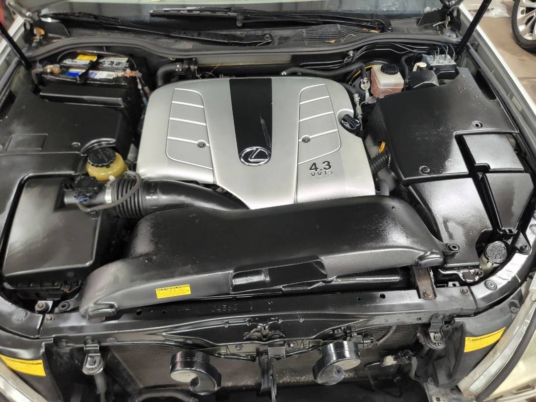 2001 LEXUS LS 430 — 194986 Miles — Lot 42661754 - Marhaba Auctions Used Cars - Image 8