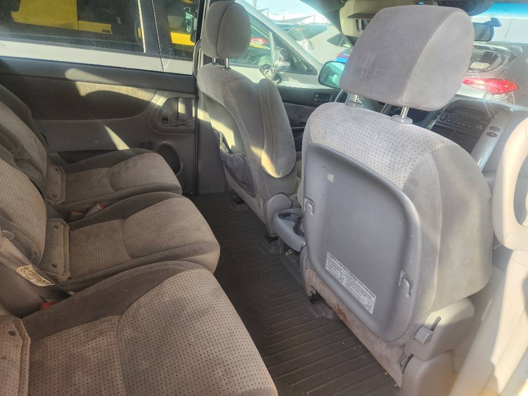 2008 TOYOTA SIENNA — 226810 Miles — Lot 38858287 - Marhaba Auctions Used Cars - Image 6
