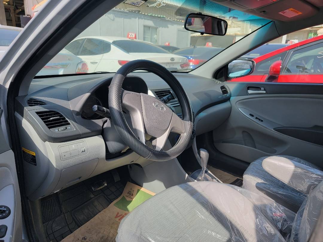 2015 HYUNDAI ACCENT — 138628 Miles — Lot 25049 — Main - Marhaba Auctions Used Cars - Image 6