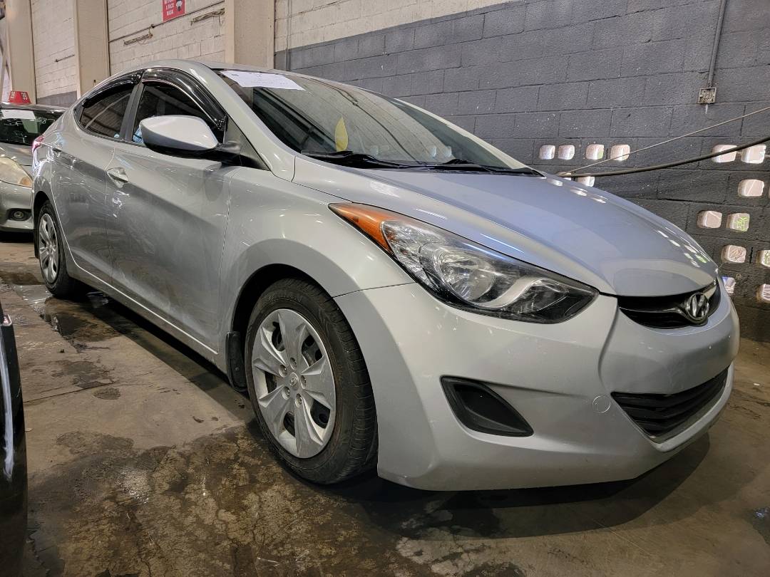2013 HYUNDAI ELANTRA — 97113 Miles — Lot H173823 — Main - Marhaba Auctions Used Cars - Image 4