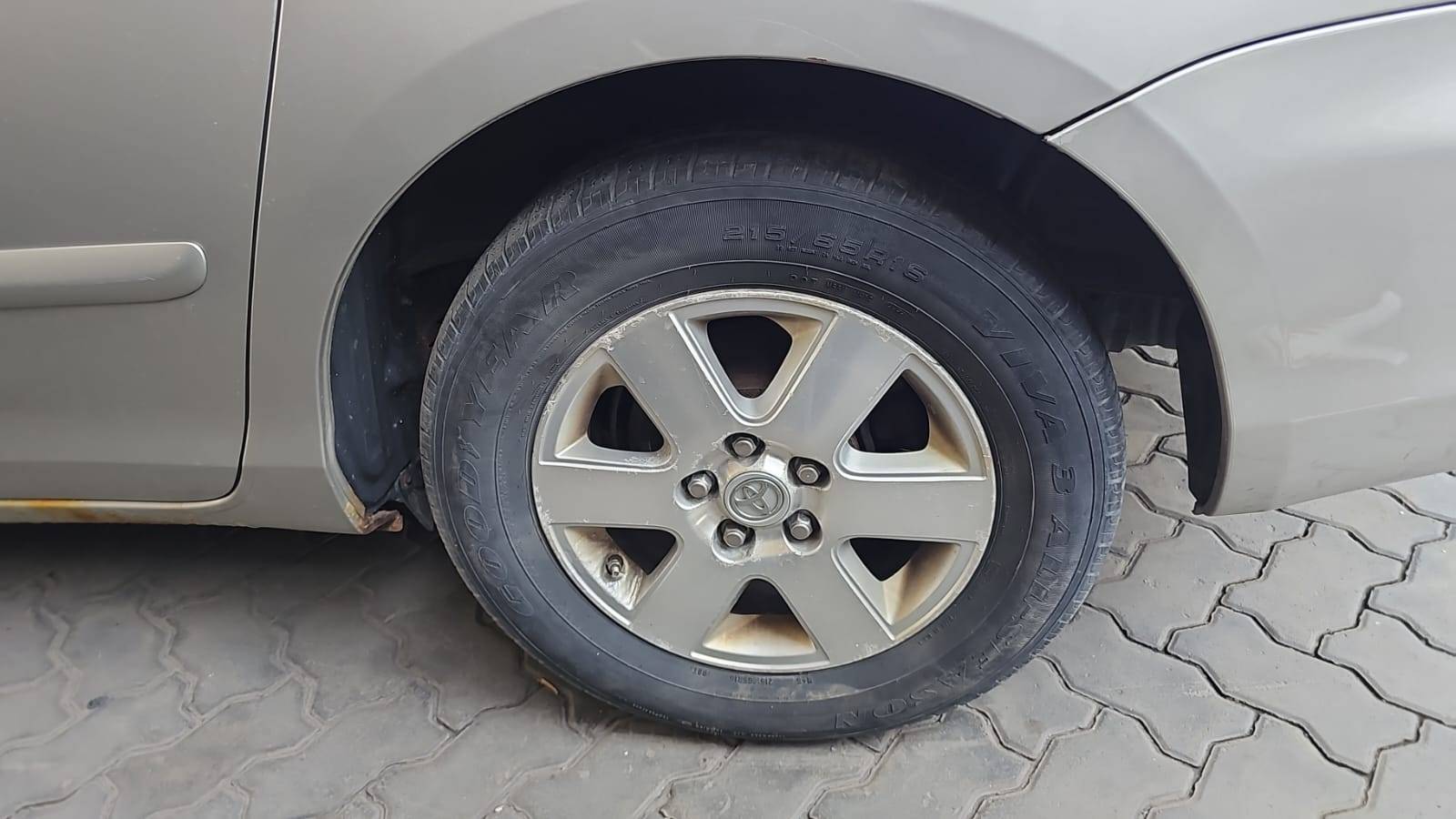 TOYOTA SIENNA 2009 - Marhaba Auction Used Cars - Image 11