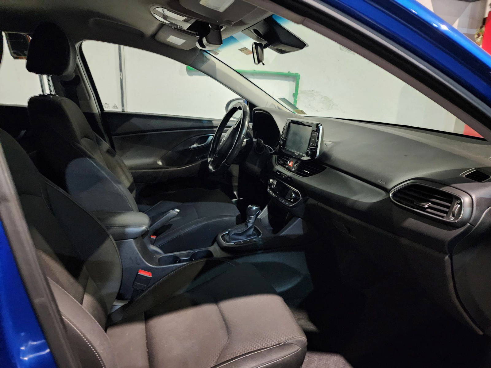 2018 HYUNDAI ELANTRA GT — 146 724 Miles — Lot JU031121 — Al Quoz - Marhaba Auctions Used Cars - Image 9